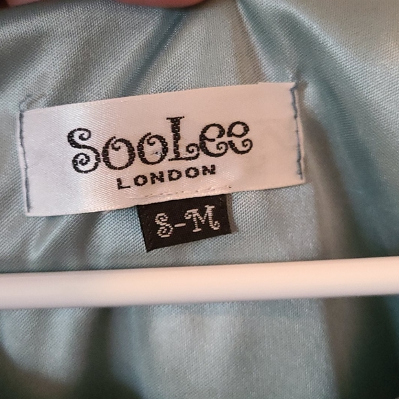 Dress with cute birds - Picture 3 of 3